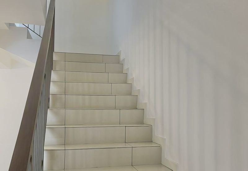 Setia Warisan Tropika (Belladonna)