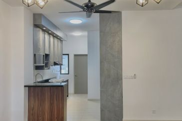 Setia Warisan Tropika (Belladonna)