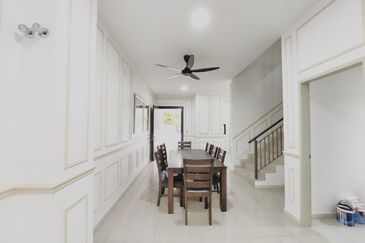 Setia Warisan Tropika (Belladonna)