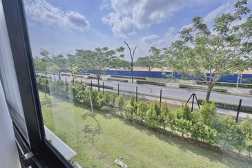 Setia Warisan Tropika (Belladonna)