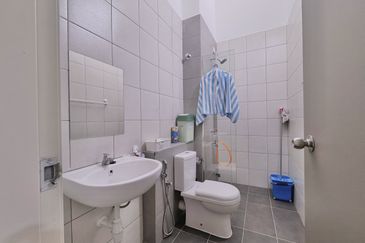 Setia Warisan Tropika (Belladonna)