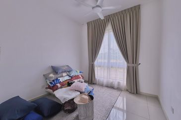 Setia Warisan Tropika (Belladonna)