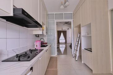 Setia Warisan Tropika (Belladonna)