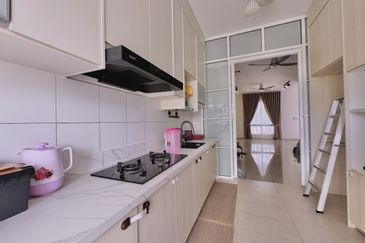 Setia Warisan Tropika (Belladonna)