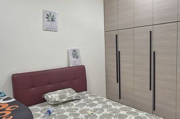 Pandora @ Tropicana Metropark