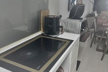 Pandora @ Tropicana Metropark