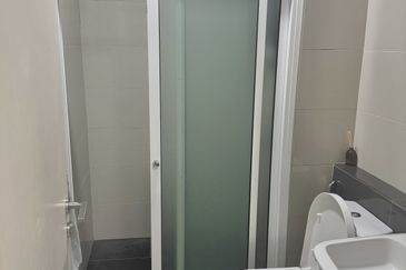 Pandora @ Tropicana Metropark