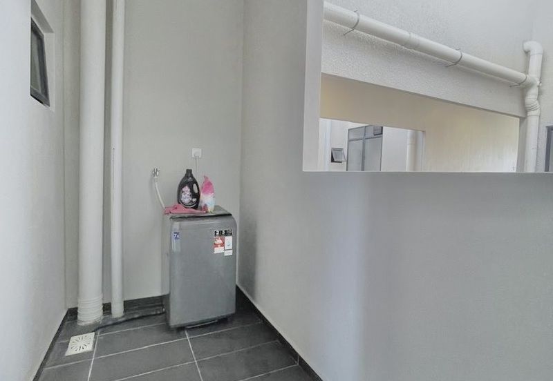 The Hipster @ Taman Desa