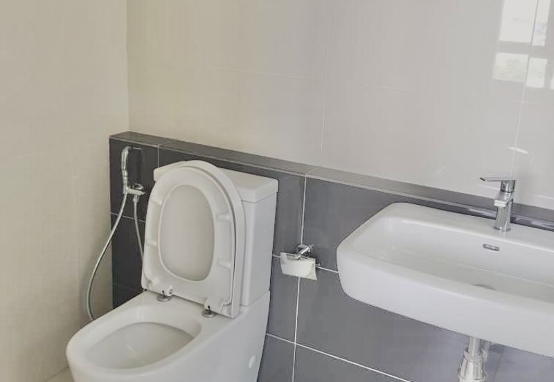 Pandora @ Tropicana Metropark