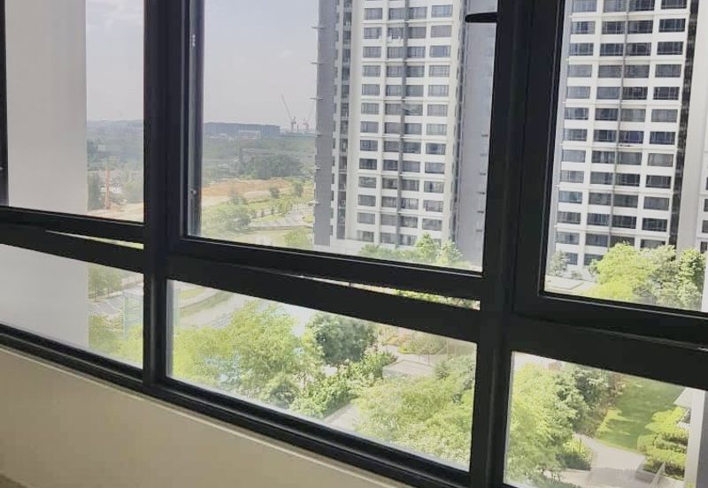 Pandora @ Tropicana Metropark