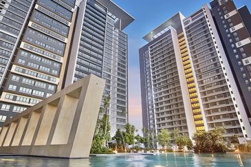 Pandora @ Tropicana Metropark