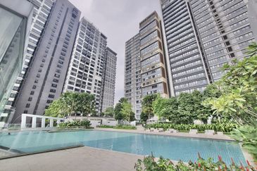 Pandora @ Tropicana Metropark