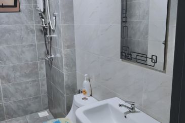 The Hipster @ Taman Desa