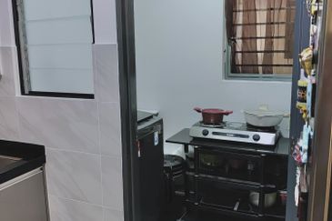 The Hipster @ Taman Desa