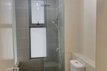 Paloma @ Tropicana Metropark