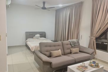 Paloma @ Tropicana Metropark