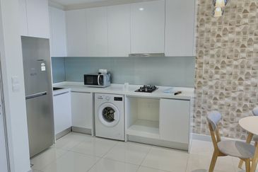 Pandora @ Tropicana Metropark