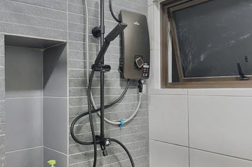 Setia Warisan Tropika (Belladonna)