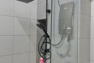 Setia Warisan Tropika (Belladonna)