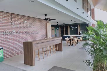 Setia Warisan Tropika (Belladonna)