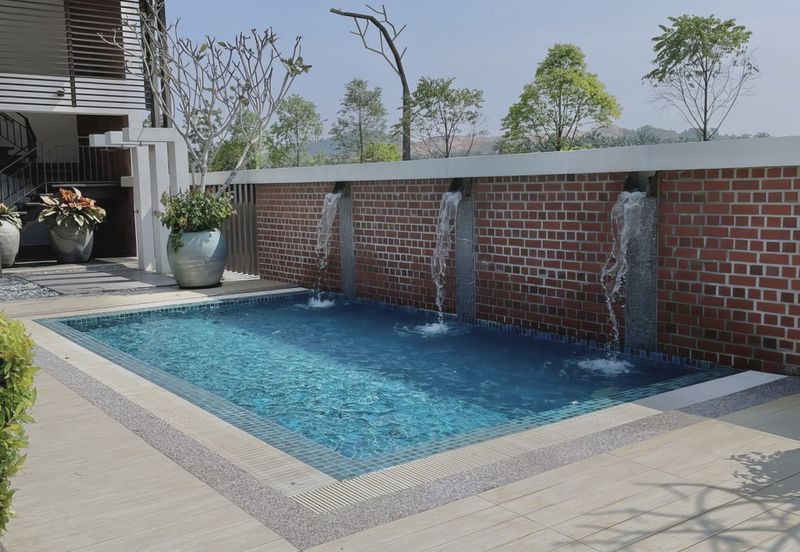 Setia Warisan Tropika (Belladonna)