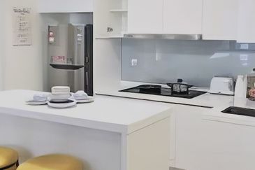 Pandora @ Tropicana Metropark