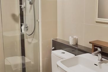 Pandora @ Tropicana Metropark