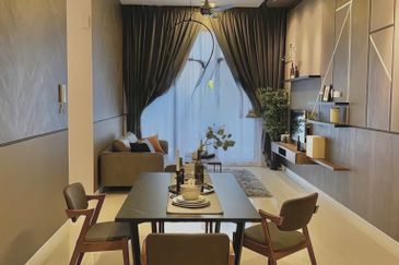 Waltz Residences @ Paradigm Garden City