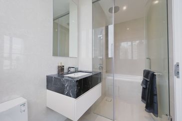 Pavilion Ceylon Hill