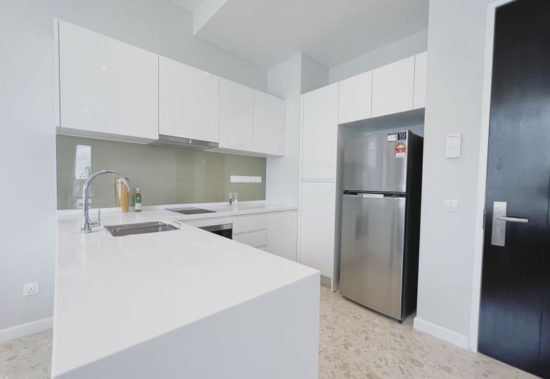 Pavilion Ceylon Hill