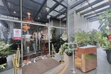 The MET Corporate Towers