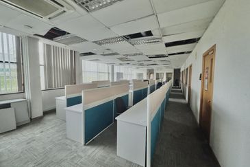 HiCom-Glenmarie Industrial Park