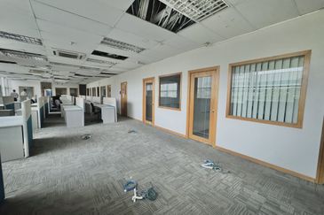 HiCom-Glenmarie Industrial Park