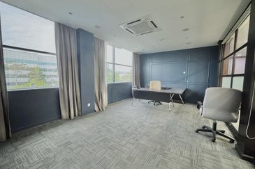 HiCom-Glenmarie Industrial Park