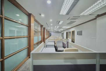 HiCom-Glenmarie Industrial Park