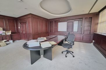 HiCom-Glenmarie Industrial Park