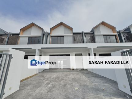 Serenia Anisa Serenia City - 2-Storey Terrace - Gated & Guarded - For Rent, Selangor, Sepang