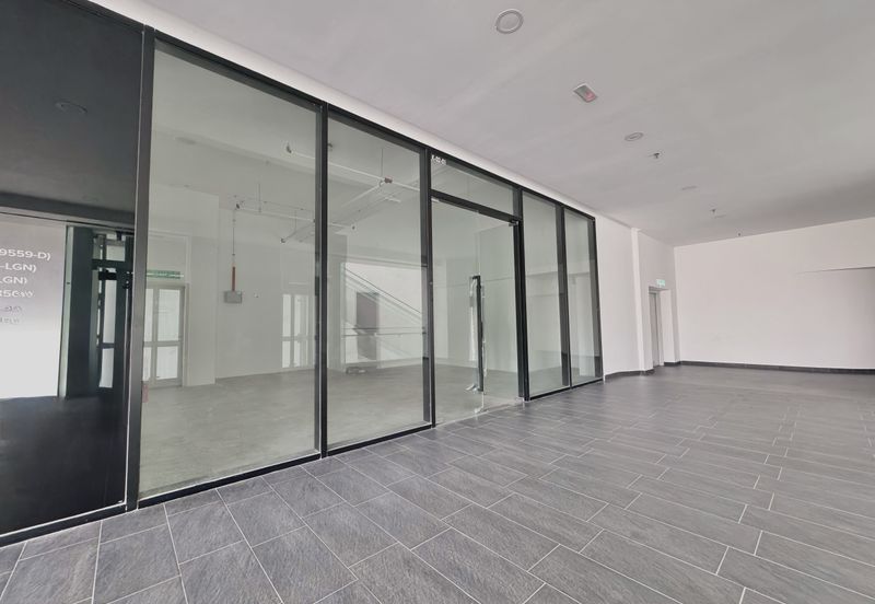 Twenty 8 @ i-City Finance Avenue