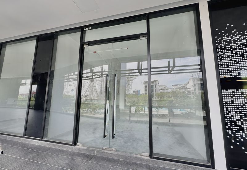 Twenty 8 @ i-City Finance Avenue