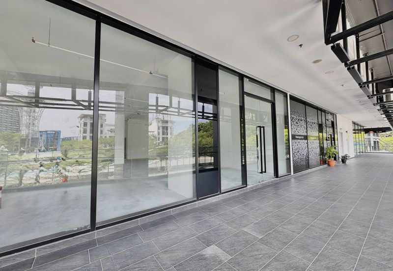 Twenty 8 @ i-City Finance Avenue