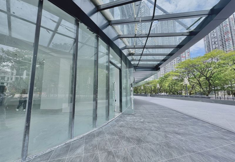 8 Premier @ i-City Finance Avenue