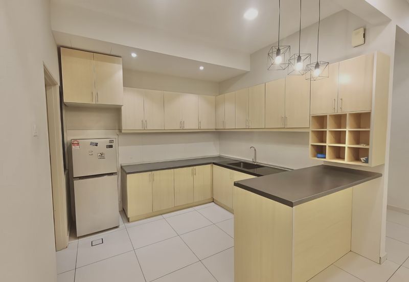 Zefer Hill Residence