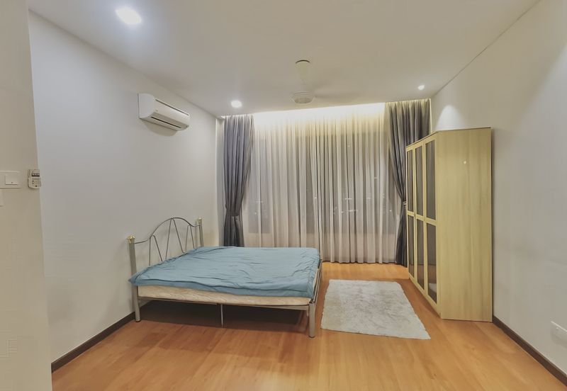 Zefer Hill Residence