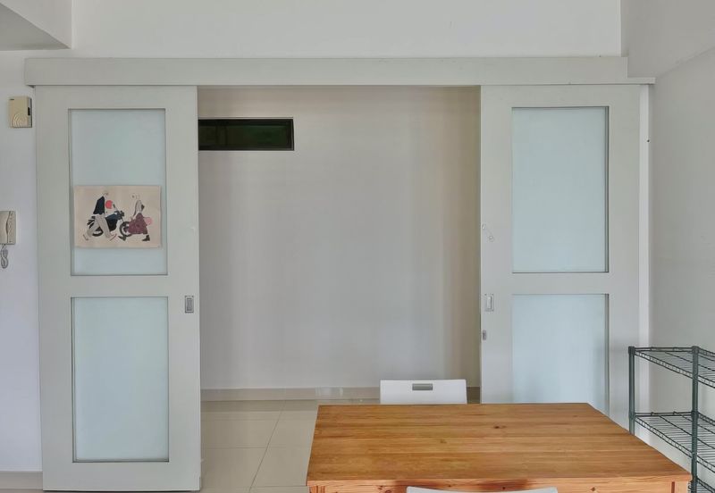 Lake Point Residence