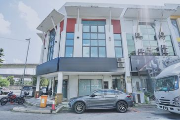 Jalan Kenari, Bandar Puchong Jaya