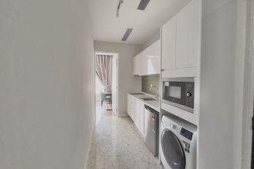 Pavilion Ceylon Hill