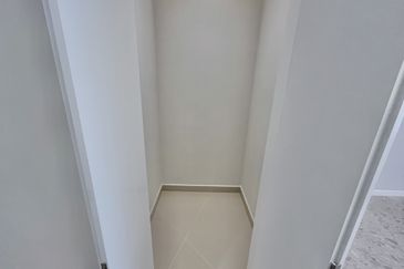 Pavilion Ceylon Hill