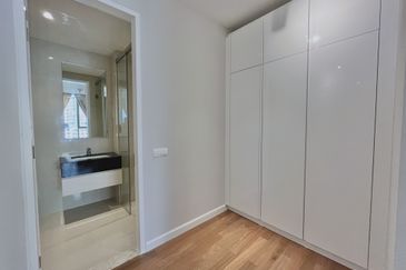 Pavilion Ceylon Hill