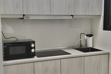 Pavilion Puchong – Condominium – Fully Furnished 3R Near LRT & Mall – For Rent