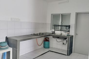 Residensi Idaman Cyberjaya – Condominium – 3R Partial Furnished Near Putrajaya & KLIA – For Rent